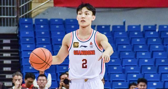 Uzi新星战术调整表现惊艳，热火未来可期！的简单介绍