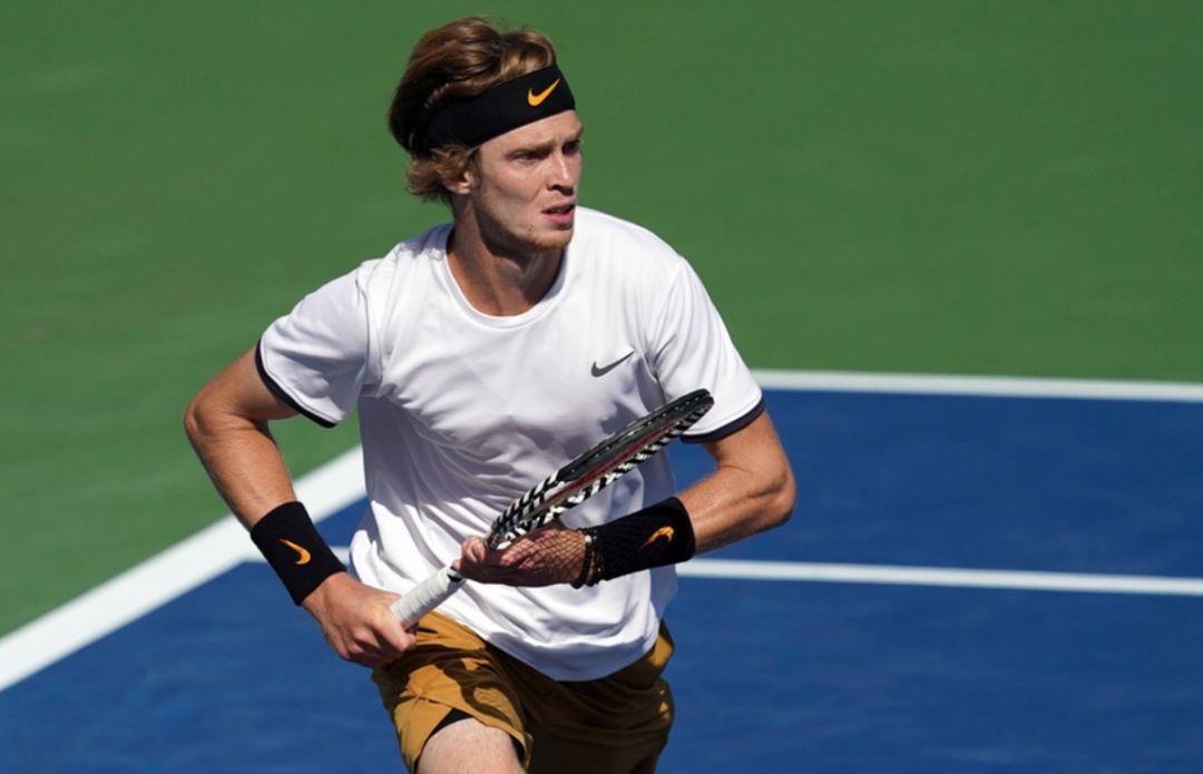 包含费德勒爆冷击败尤文图斯，比分优势明显引爆全场！的词条