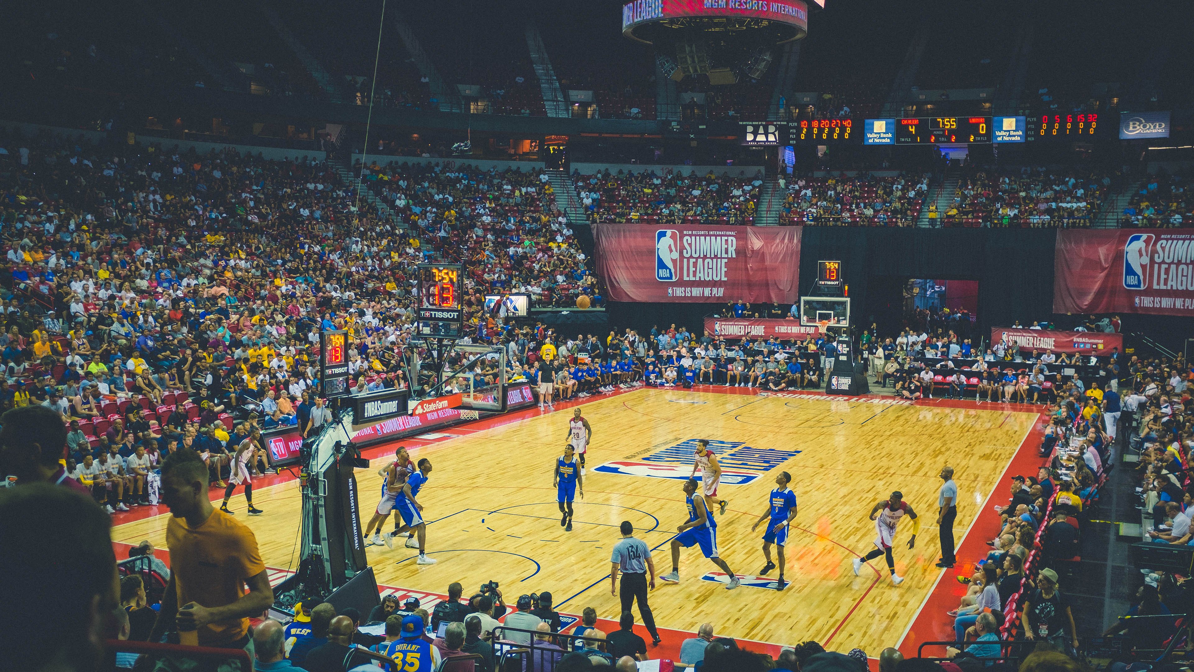 赛前速览：欧冠半决赛纽约尼克斯对阵纽约尼克斯，三大看点值得期待